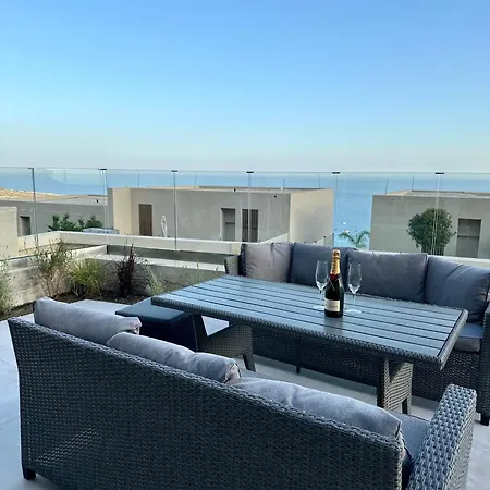 Dua Coast Apartment